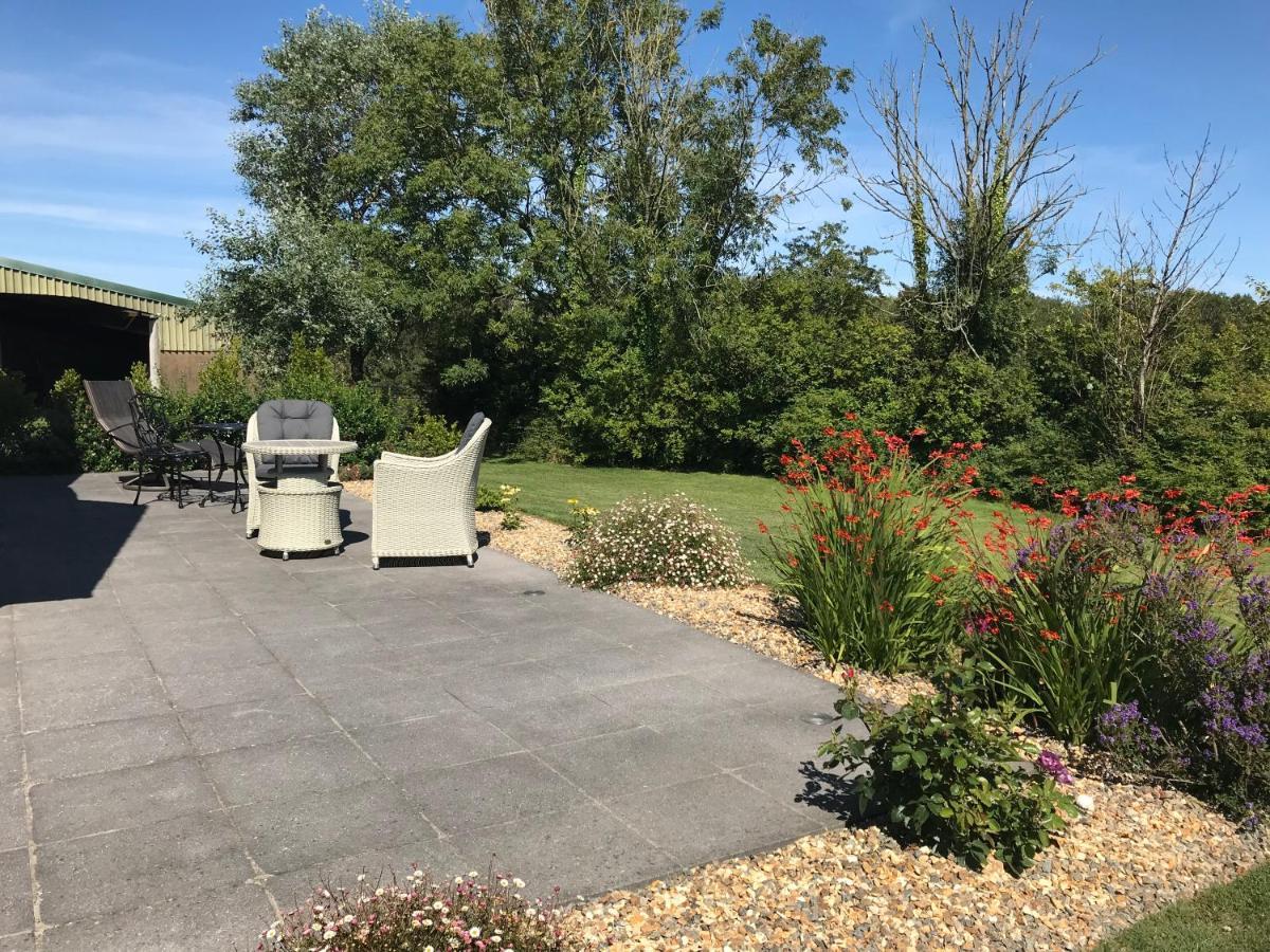 Pembrokeshire Fields Hotel Haverfordwest Kültér fotó